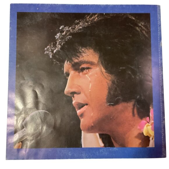 Elvis Presley - A Legendary Performer Booklet 1976 RCA 11.25" x 11.25" - Picture 2 of 4